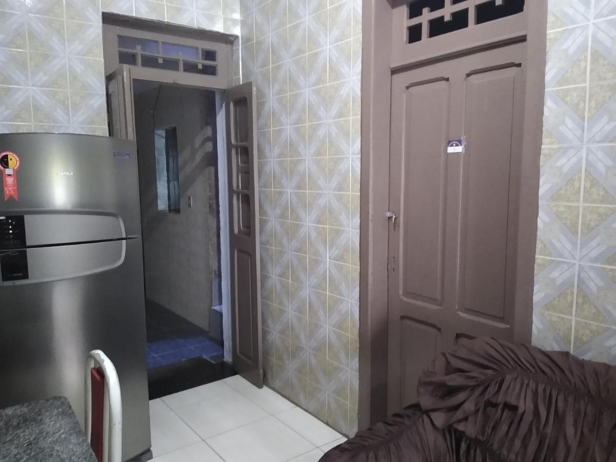 Quarto arejado e sossegado perto do Pelourinho Salvador Exterior foto